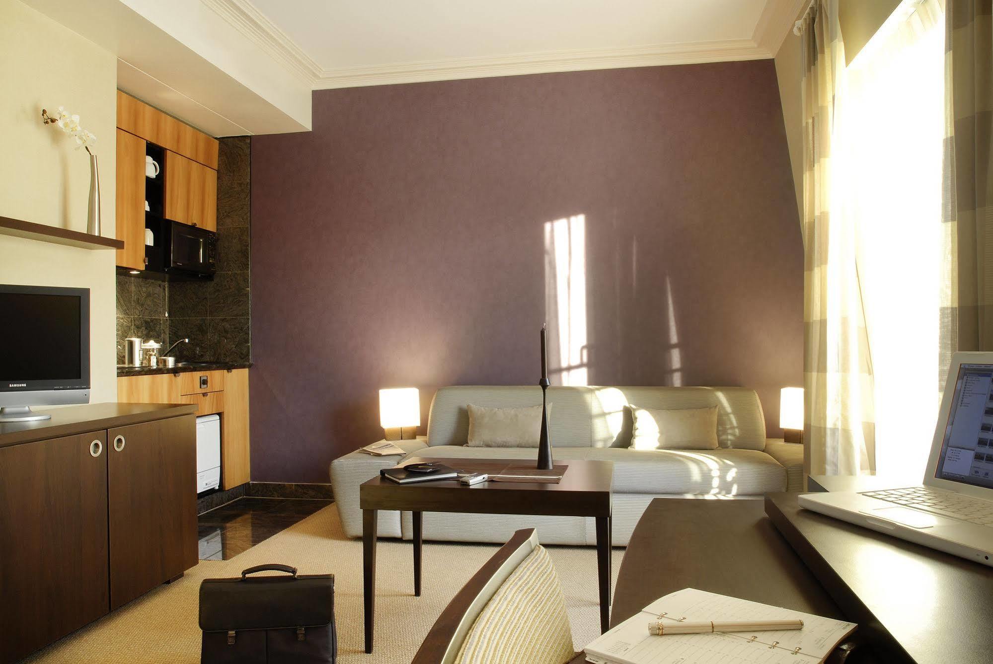 Adagio Haussmann Champs Elysees Aparthotel Parijs